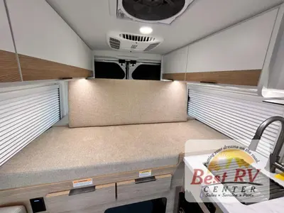 2027 Thor Motor Coach Rize photo 34