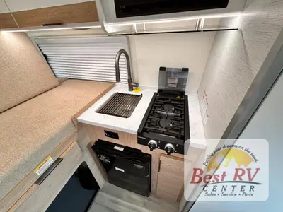 2027 Thor Motor Coach Rize photo 23