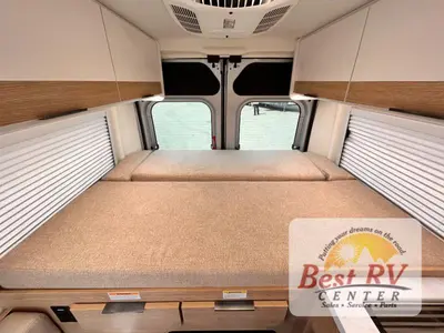 2027 Thor Motor Coach Rize photo 40