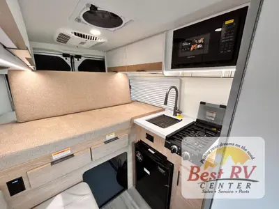 2027 Thor Motor Coach Rize photo 19