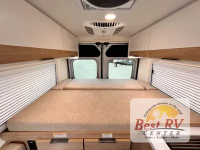 2027 Thor Motor Coach Rize photo 38