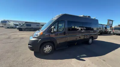 2021 Thor Motor Coach Sequence photo 9
