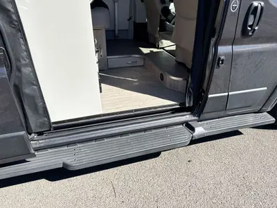 2021 Thor Motor Coach Sequence photo 13