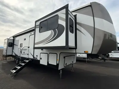 2022 Forest River Sandpiper exterior