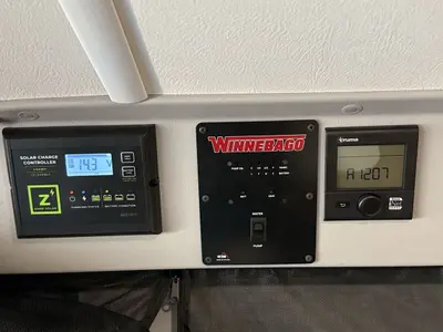 2023 Winnebago Solis Pocket photo 25