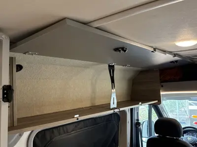 2023 Winnebago Solis Pocket photo 33