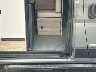 2023 Winnebago Solis Pocket photo 18