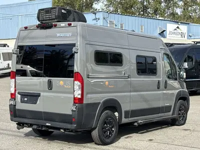 2023 Winnebago Solis Pocket photo 9