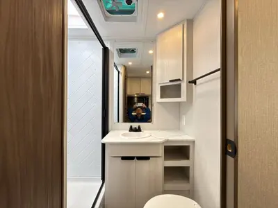 2027 Winnebago Access photo 29