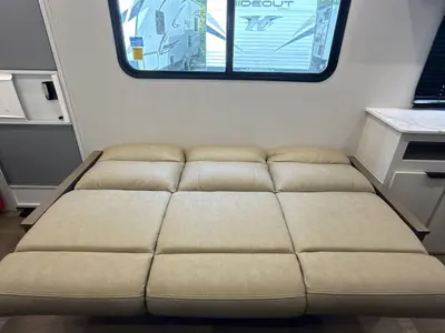 2027 Winnebago Access photo 36