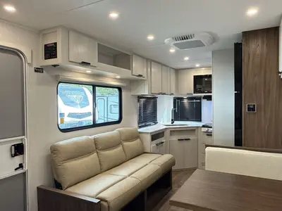 2027 Winnebago Access photo 20