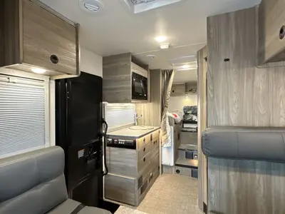 2027 Winnebago Ekko photo 29