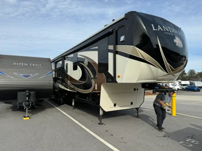 Used 2019 Heartland Landmark 365 Lm Charleston