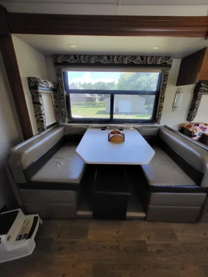 2017 JAYCO PRECEPT photo 6