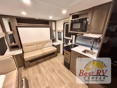 2025 Grand Design Transcend One photo 38