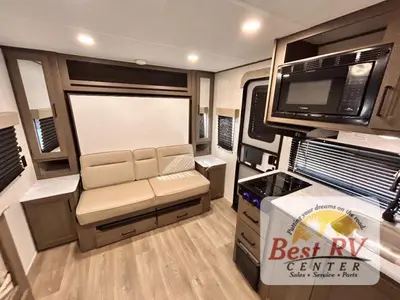 2025 Grand Design Transcend One photo 40