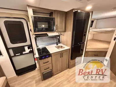 2025 Grand Design Transcend One photo 22