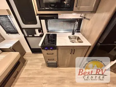 2025 Grand Design Transcend One photo 25