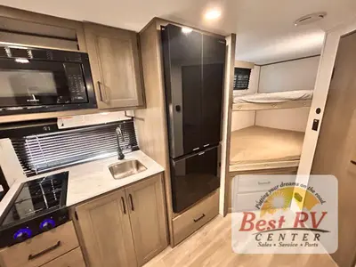 2025 Grand Design Transcend One photo 27