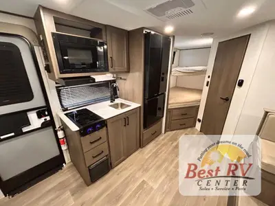 2025 Grand Design Transcend One photo 21