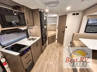 2025 Grand Design Transcend One photo 20