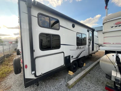 2022 KEYSTONE BULLET CROSSFIRE photo 2