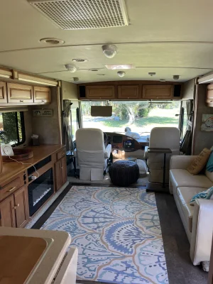 2014 WINNEBAGO VISTA photo 2