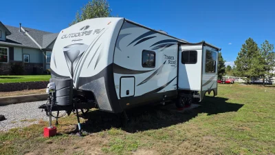 2018 OUTDOORS RV TIMBER RIDGE MOUNTAIN SERIES photo 12