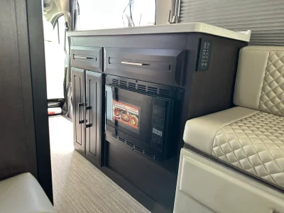2025 JAYCO SOLSTICE photo 17