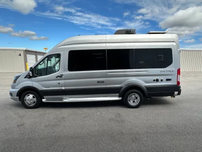 New 2025 Jayco Solstice 21B