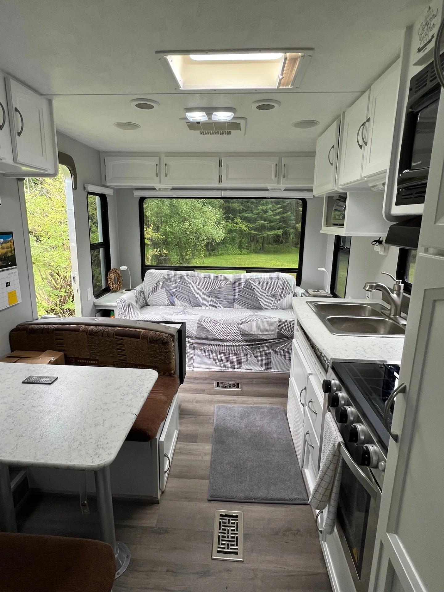 2012 PALOMINO PUMA exterior