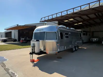 2018 AIRSTREAM INTERNATIONAL photo 4