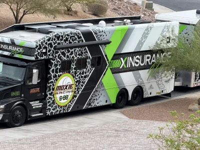 2015 SHOW HAULER 34QTSSL photo 17