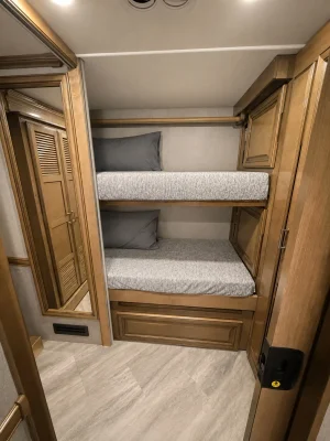 2020 FLEETWOOD PACE ARROW photo 12