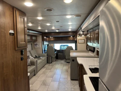 2020 COACHMEN SPORTSCOACH RD photo 6