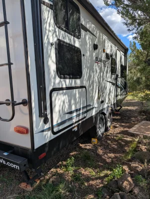 2021 FOREST RIVER SURVEYOR LEGEND photo 20