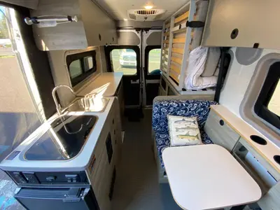 2022 Winnebago Solis Pocket photo 15