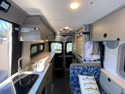 2022 Winnebago Solis Pocket photo 14