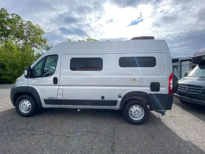 2022 Winnebago Solis Pocket photo 5