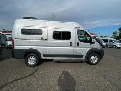 2022 Winnebago Solis Pocket photo 10