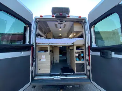 2022 Winnebago Solis Pocket photo 23