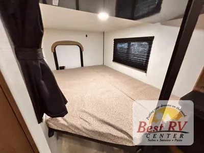 2027 Keystone Bullet Crossfire photo 39