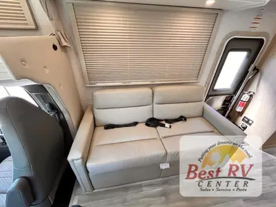 2027 Thor Motor Coach Four Winds photo 22