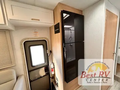 2027 Thor Motor Coach Four Winds photo 34