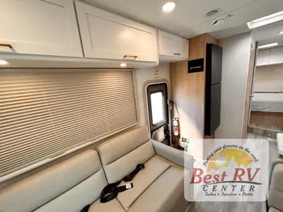 2027 Thor Motor Coach Four Winds photo 23
