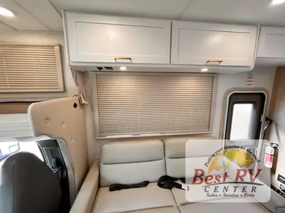 2027 Thor Motor Coach Four Winds photo 21