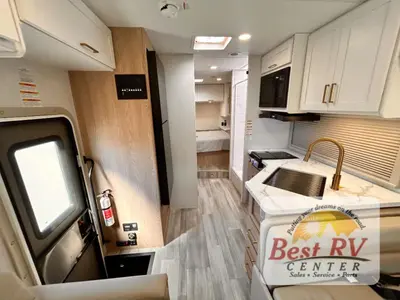 2027 Thor Motor Coach Four Winds photo 25