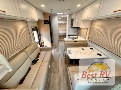 2027 Thor Motor Coach Four Winds photo 9