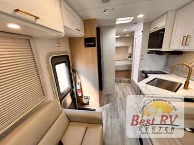 2027 Thor Motor Coach Four Winds photo 24