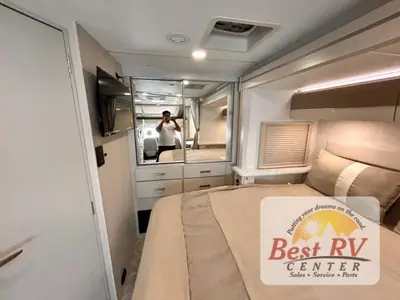 2027 Thor Motor Coach Gemini AWD photo 39